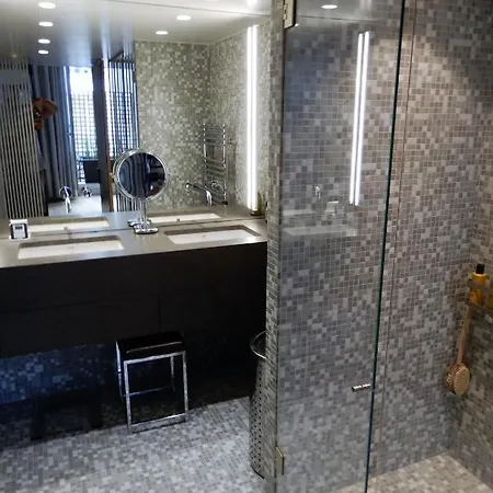 Apartment Late Arrival Or Early Departure! Best Location *