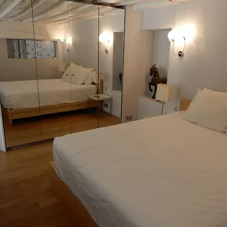 Apartment Late Arrival Or Early Departure! Best Location